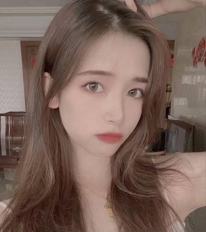 分享一个极品美女给大家